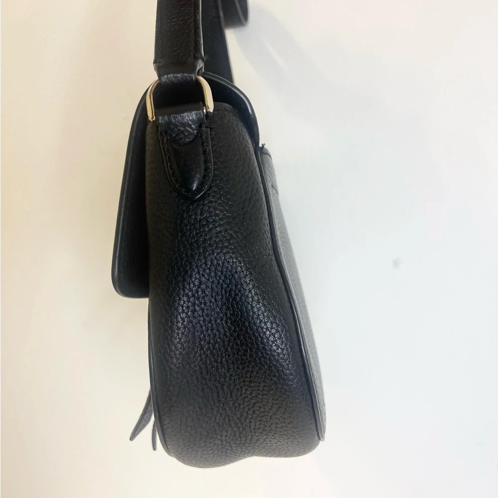 kate spade features adjustable